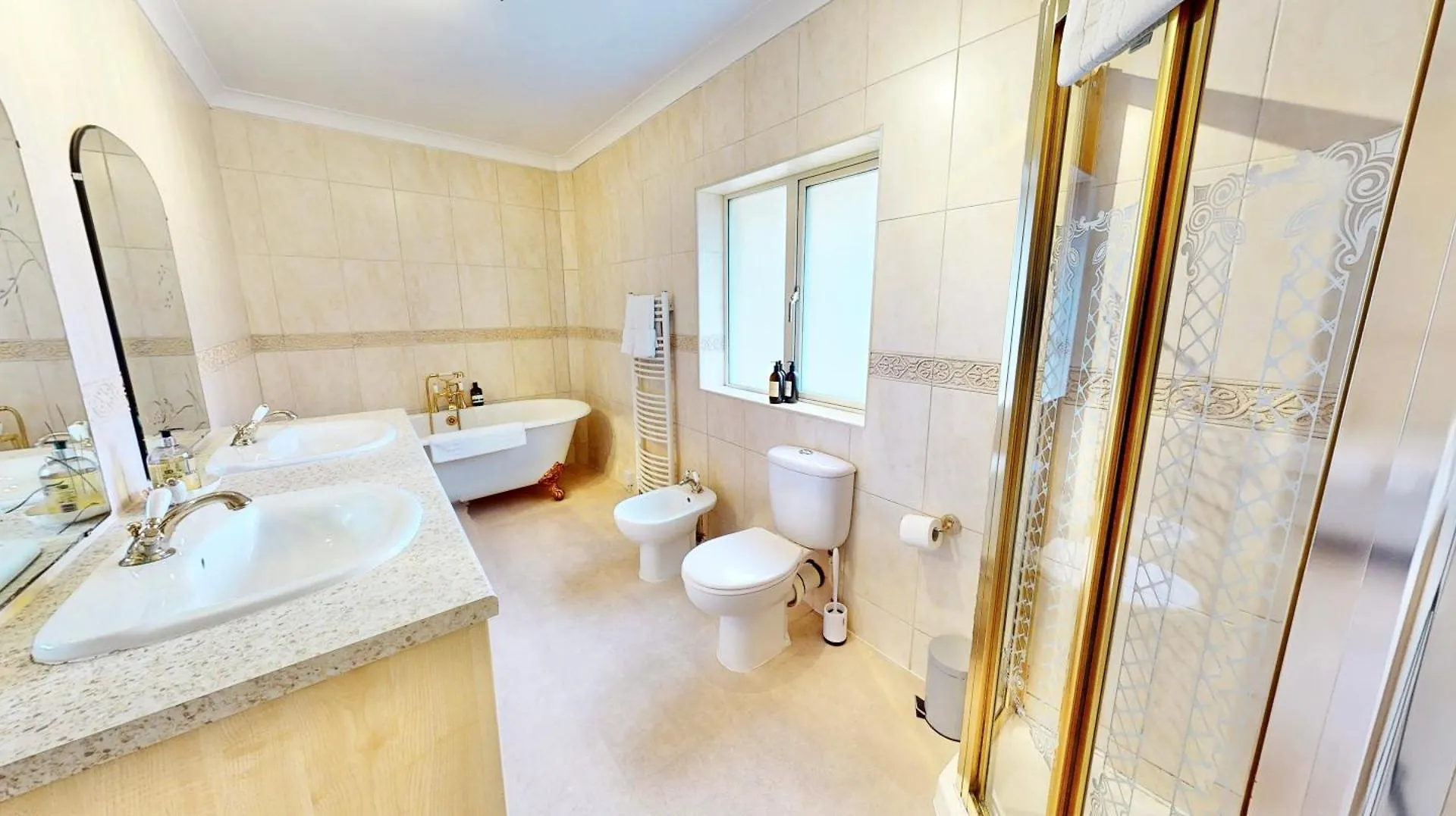 Luxury New Forest Holiday Home With Pool And Hot Tub Ringwood