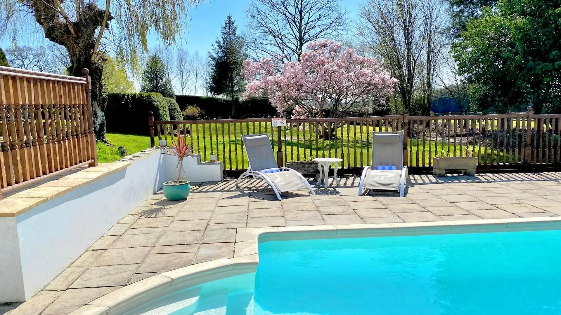 Luxury New Forest Holiday Home With Pool And Hot Tub Ringwood United Kingdom
